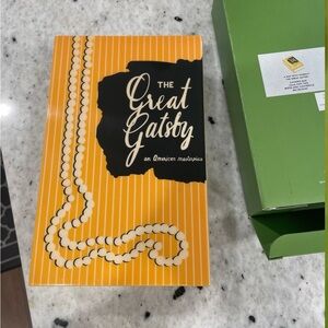 Kate Spade Green Covered Box